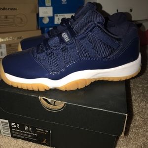 Air Jordan 11 low